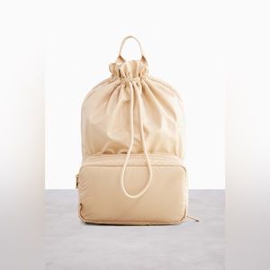 BEIS Expandable Puff Pouch Beige